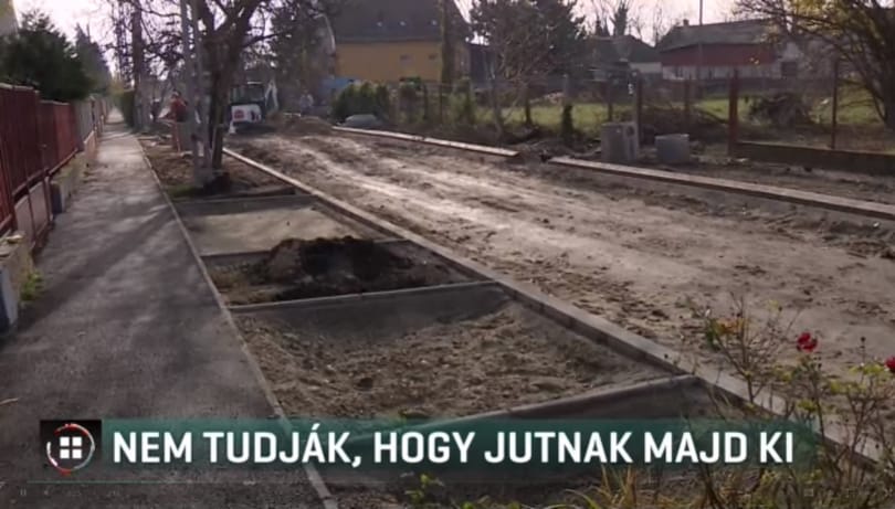 Csak az utca egyik felét csinálják meg Csepel határában, háborognak a lakók