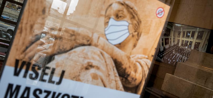Tisztázta a kormány, hol nem kell majd maszkot viselni