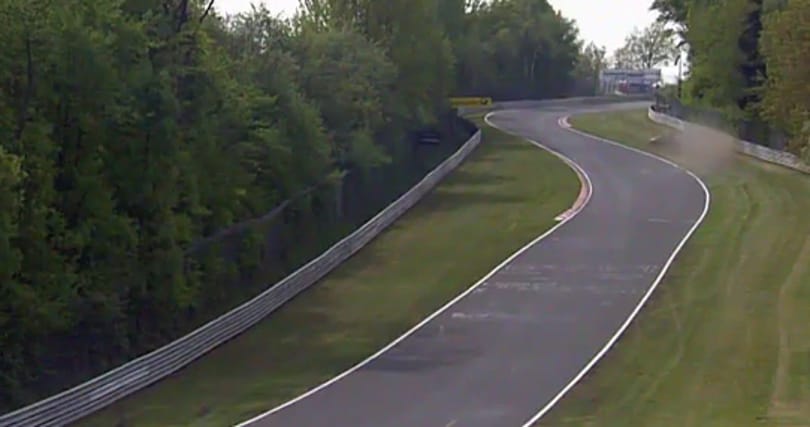 Hatalmas balesetet úszott meg Michelisz Norbi - videó 