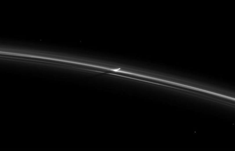 Lefényképezett valami furcsát a Cassini, éppen azelőtt, hogy a Szaturnuszba zuhant