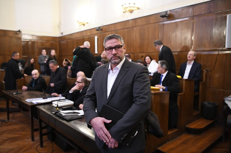 Simonka György ellentámadásba lendült