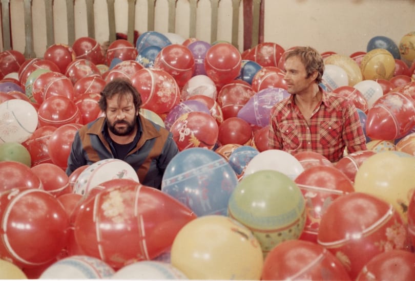 Videó: Bud Spencer temetésén élőben is felcsendült a nagy sláger