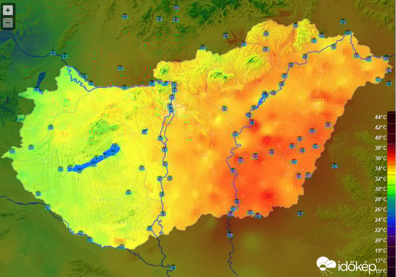 29 fokos a Balaton Gyenesdiásnál