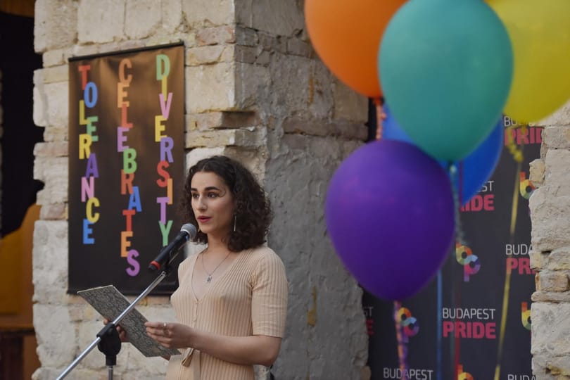 Ónodi Adél: Előbújtam. Álmatlan éjszakát és öngyilkossági gondolatokat is köszönhetek ennek