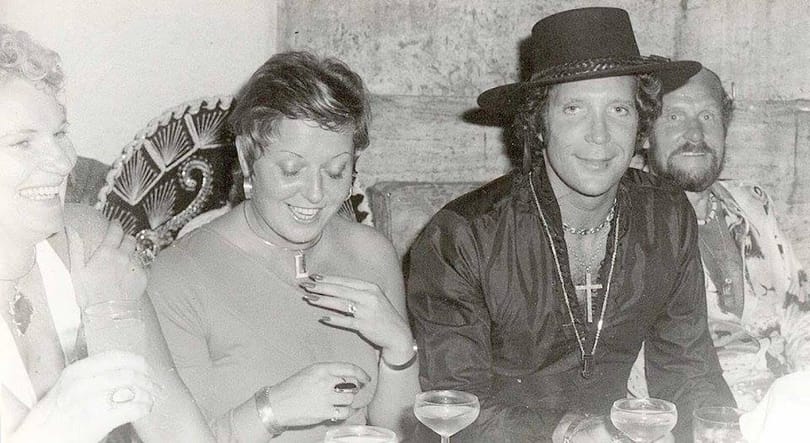 Meghalt Tom Jones felesége, 59 évig voltak házasok