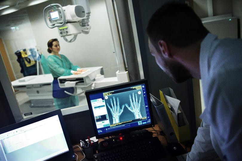 Készülnek a magánorvosok, hétfőtől több rendelő is újranyit