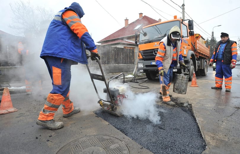 Ez van, ha két zakkant gépkezelő nem tudja abbahagyni az amőbázást