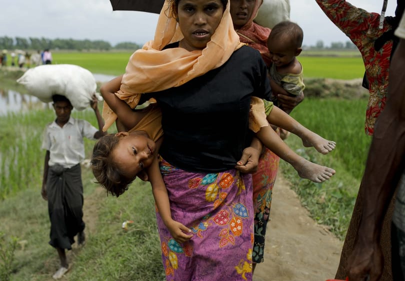Már a 500 ezren is túl az elüldözött rohingyák száma