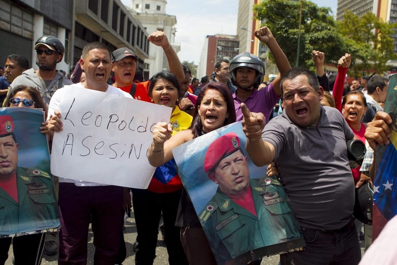 Forrong Venezuela is: 3000 ejtőernyőst vezényelt ki a kormány