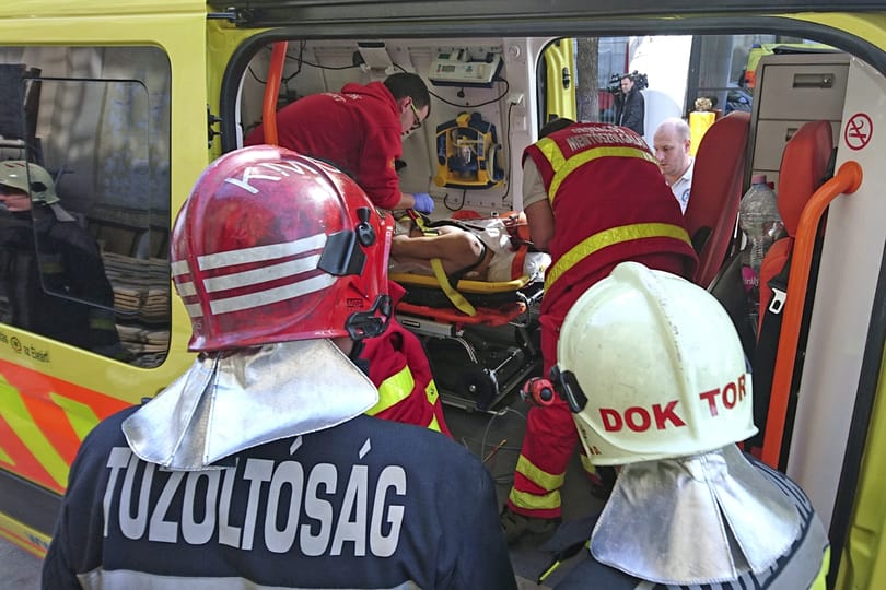 Tűz volt egy budapesti házban, egy halottat találtak