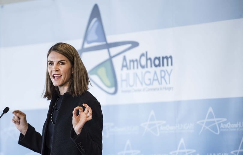Colleen Bell: Továbbra is probléma a korrupció