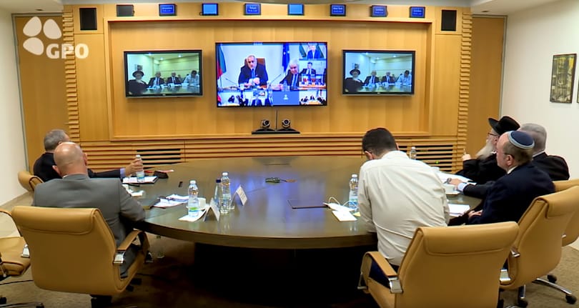 Orbán Viktorral videokonferenciázott Netanjahu a koronavírusról