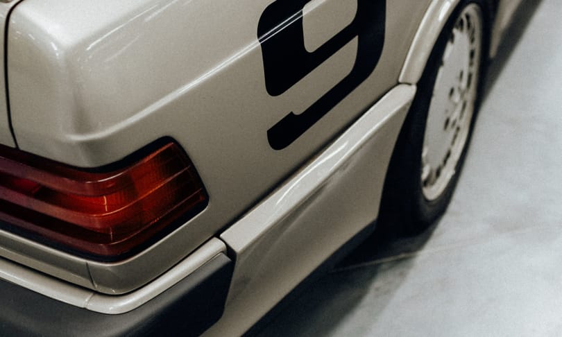 Senna ifjúkorába repít vissza ez az eladó Mercedes 190 E 2.3 16V