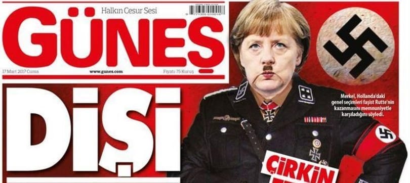 Hitlerként ábrázolja Merkelt egy török lap
