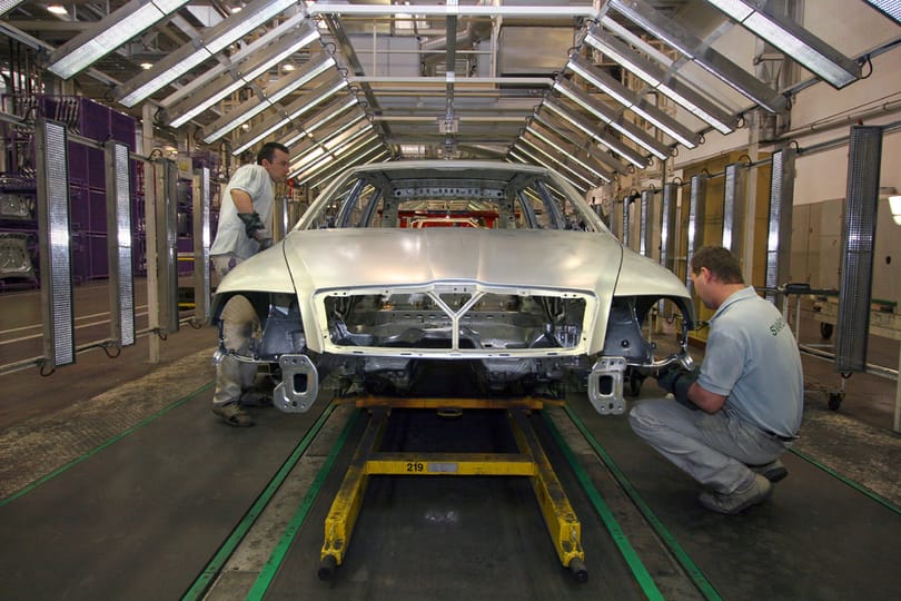 Migráns családból származó polgármester ment neki a vendégmunkásoknak a Skoda cseh fellegvárában