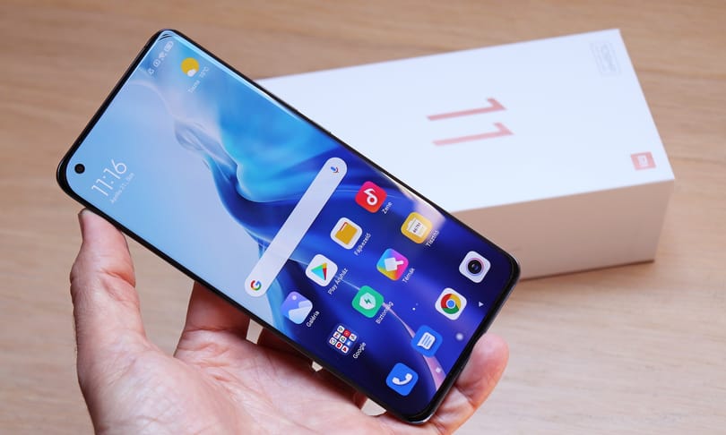 Teszten Xiaomi gyönyörű kijelzős mobilja, a Mi 11