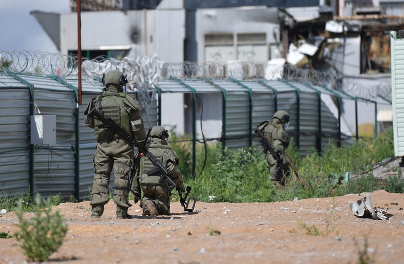 Visszavonulhatnak az ukrán csapatok Szeverodonyeckből, Lavrov szerint EU–NATO koalíciót alakult Oroszország ellen – ez történt a háború 121. napján