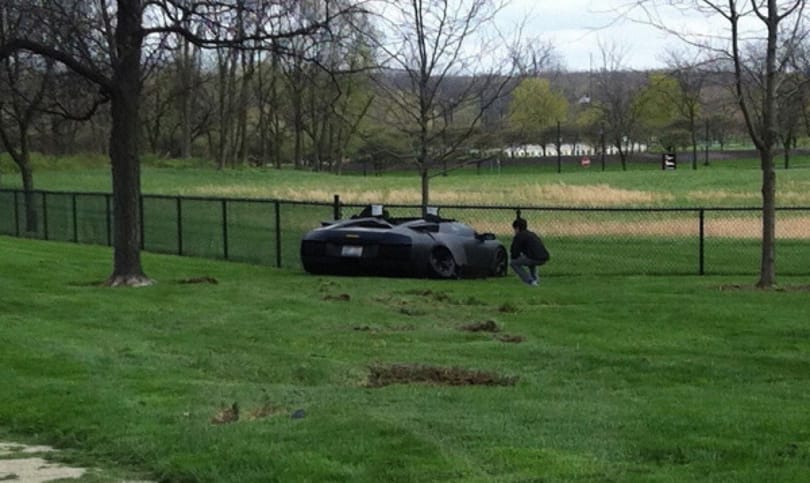 A sofőr megúszta, a Lamborghini Murcielago nem – fotók
