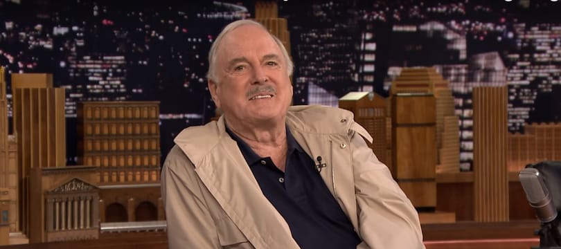 John Cleese helyre tette a saját magától elszállt Trumpot
