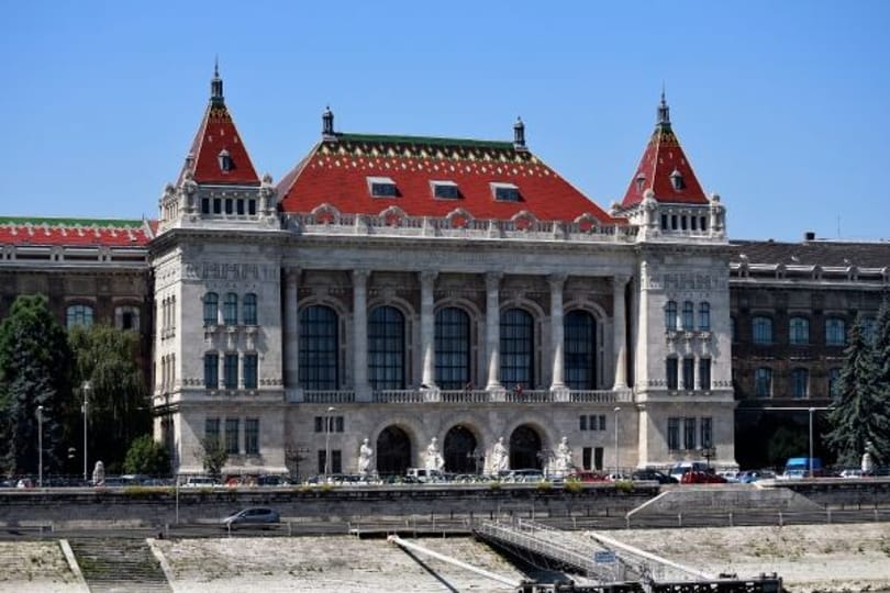 Bezárták a BME egyik épületét a Duna magas vízállása miatt