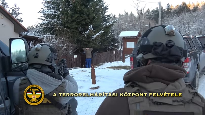 A TEK kapta el a börtönbüntetése elől bujkáló volt francia idegenlégióst – videó