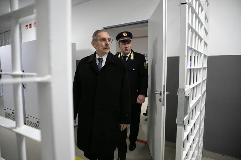 Az Európa Tanács szerint a magyar börtönök nem túlzsúfoltak – pedig erre hivatkozva engedik ki az embercsempészeket
