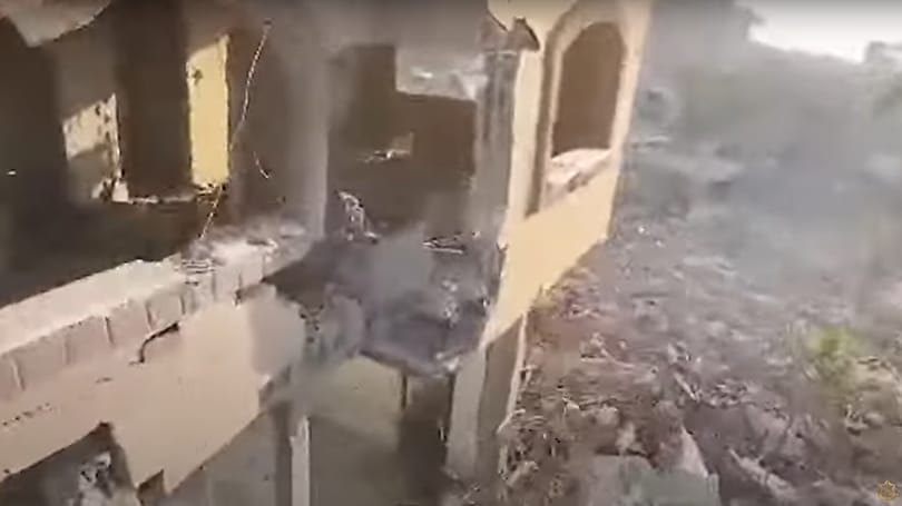 Videón a Hamász-vezér életének utolsó pillanatai – egy szétlőtt szobában, sérülten nézett farkasszemet az izraeli drónnal