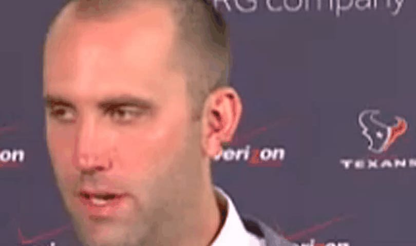 Kiszakadt egy darab a Texans irányítójának a füléből - videó
