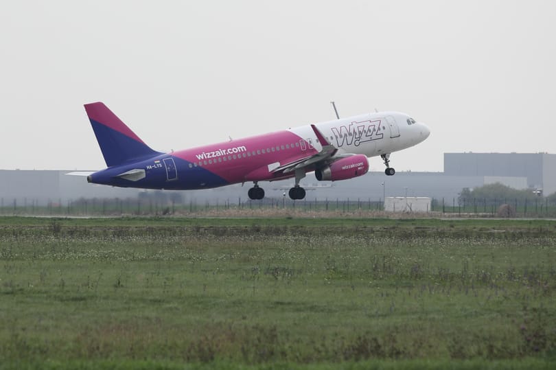 Akkora köd volt Debrecennél, hogy nem tudott leszállni a Wizz Air gépe