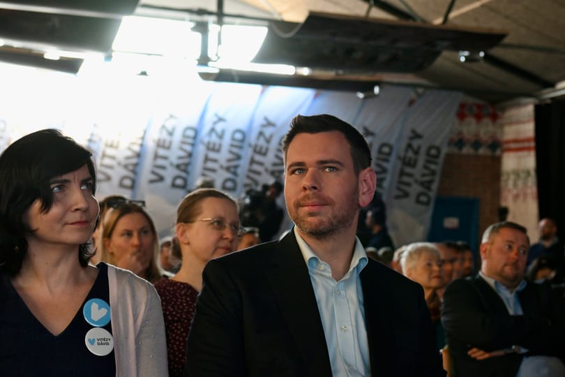 Vitézy: Helyrehozhatatlan hiba lenne a kínaiakkal építtetni expresszvonatot Ferihegyre