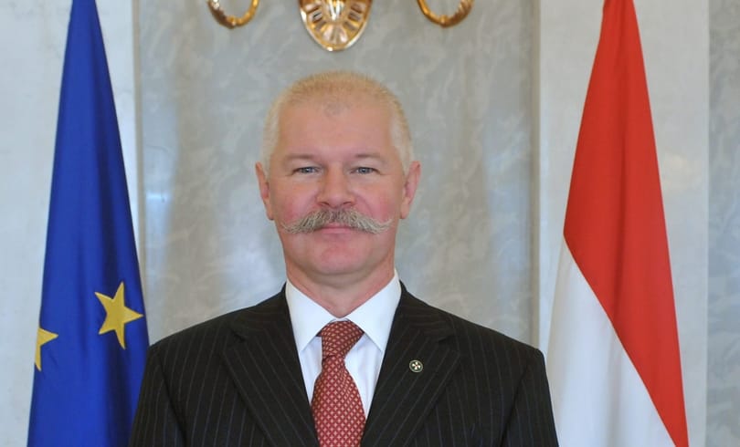 Csák János felpumpálja tanácsadó cégét