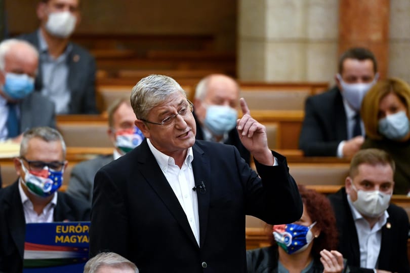 Gyurcsány karácsonyi zenelistával támad