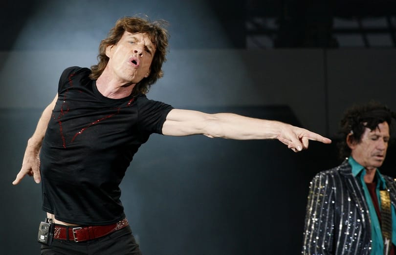 Meglepetéskoncerten játszotta el legendás lemezét a Rolling Stones