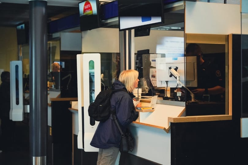 Finnország korlátozhatja a vízumkiadást az Oroszországból érkezőknek