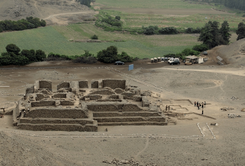 Fotó: Ötezer éves templomot ástak ki Peruban
