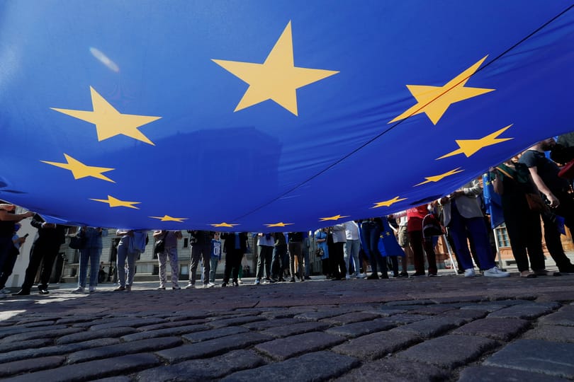 A magyarok 77 százaléka előnyösnek tartja az ország EU-tagságát
