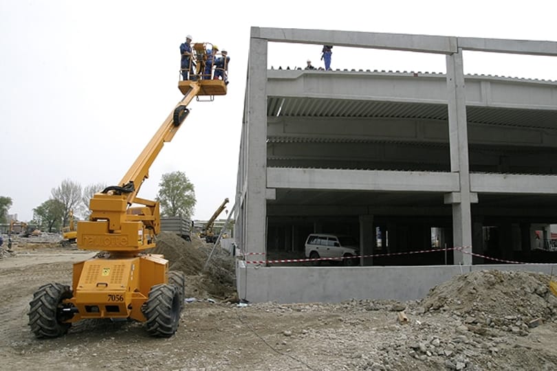 Sorok kígyóznak az elosztó helyeken