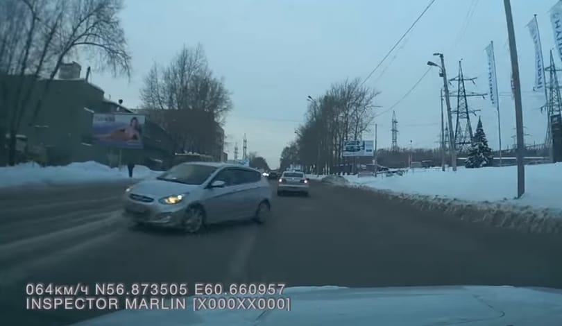 Megcsúszott a Hyundai, nagyot mentett a sofőr – videó