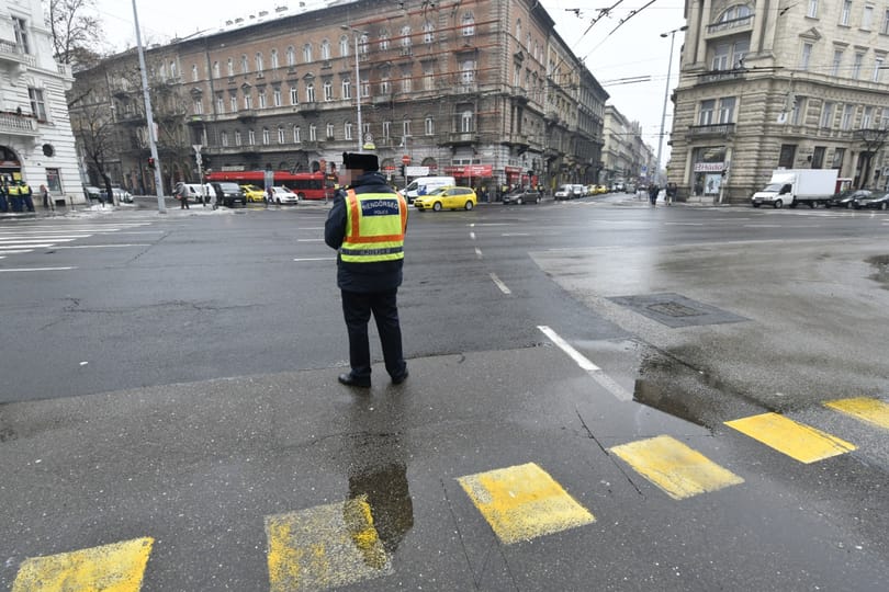 Így bolydul fel a város a Jobbik-tüntetés miatt