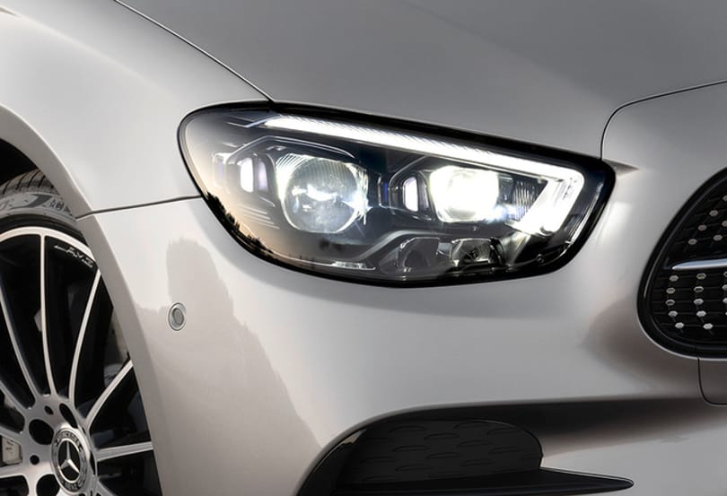 A Mercedes szupermodern lágyhibrid benzinmotorját is kinyírta a CO2-kvóta