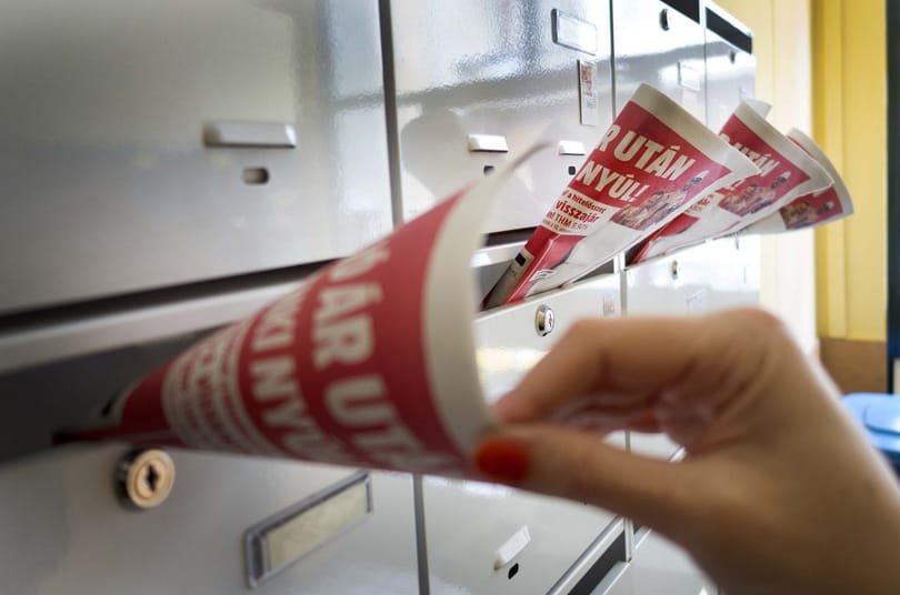 Nemcsak a műanyag szatyornak, az áruházi reklámújságnak is vége?
