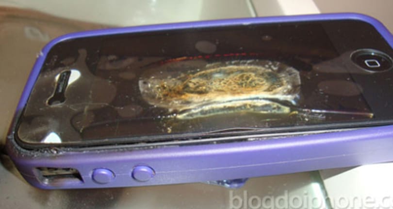 Újabb felrobbant iPhone - 15 centiméterre a fülétől