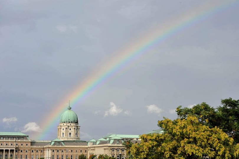 A nap képe: szivárvány a Budavári Palota felett
