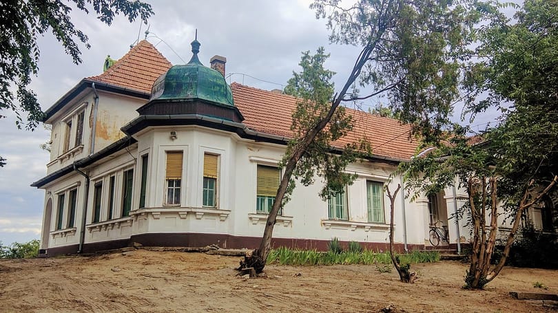 Látogatási tilalmat rendeltek el két kecskeméti idősotthonban