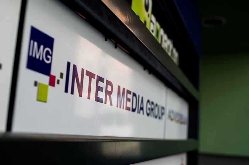 Így lett egyeduralkodó a kormány kedvenc ügynöksége: IMG-sztori 2.
