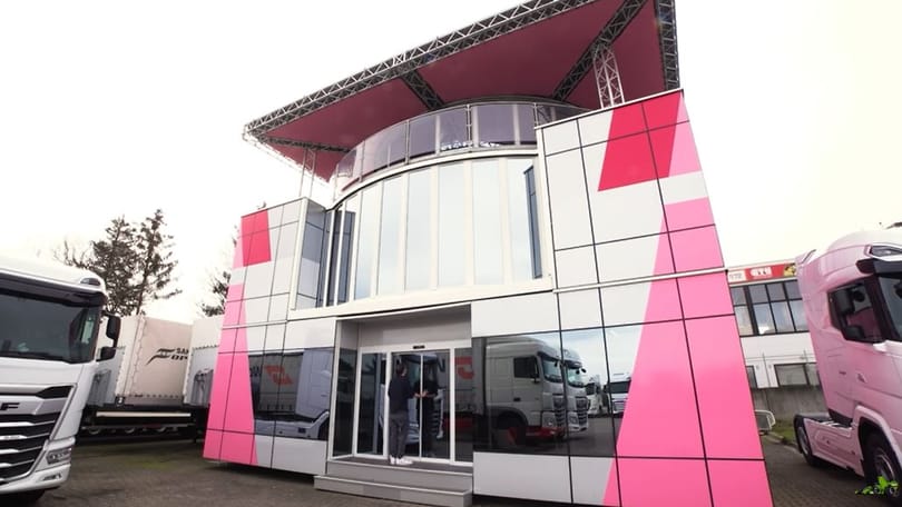 Eladó az eBayen egy Forma-1-es Motorhome