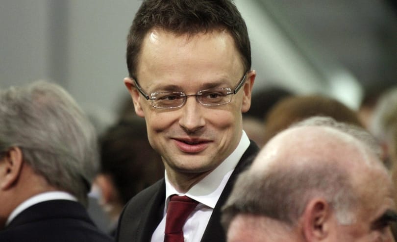 A kukában kötött ki Szijjártó luxuszakója?