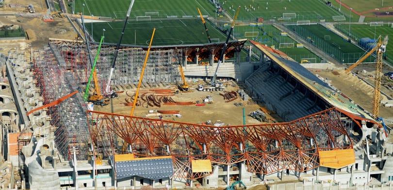 Légifotó: így fest a Felcsúton épülő stadion madártávlatból