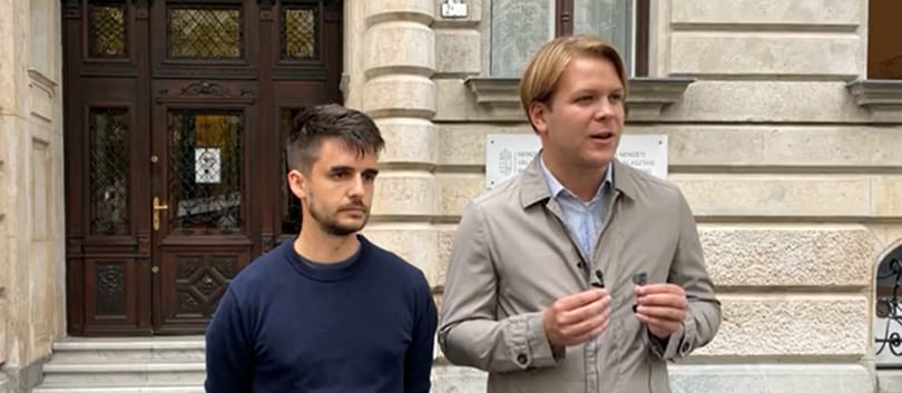 Ötkérdéses népszavazást kezdeményez a Momentum a Pegasus-ügyről