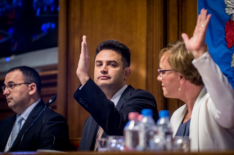 Márki-Zay édesapját is belekeverték a közgyűlési vitába